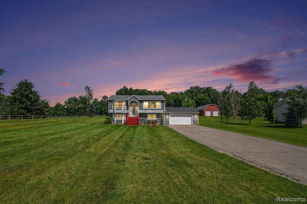 1220 Legault Boulevard, Ortonville, MI 48462