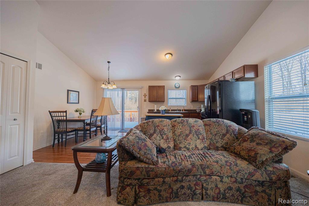 17155 Theresa Lane, New Boston, MI 48164 — Photo 8