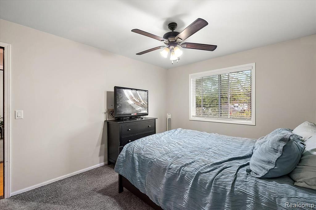 8021 Washburn Road, Goodrich Vlg, MI — Photo 24