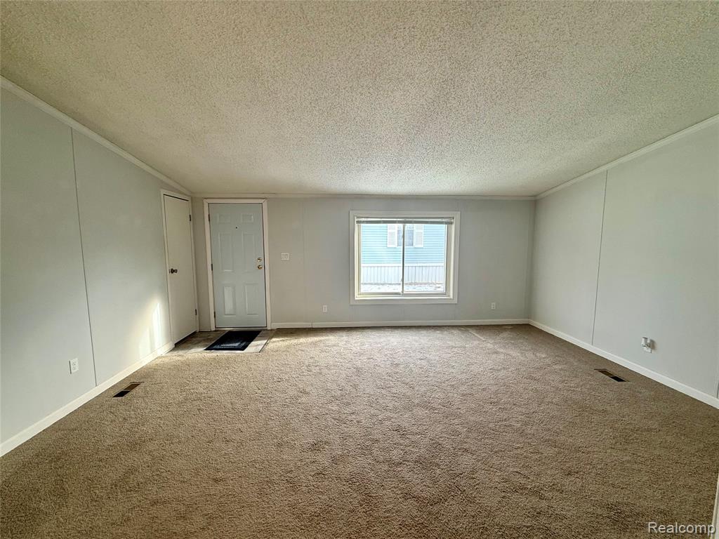 7104 Scarborough Ln., Whitmore Lake, MI 48189 — Photo 12