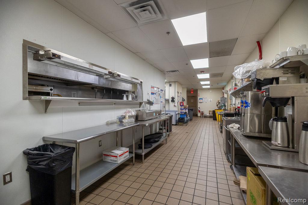 8845 Gratiot Road, Saginaw, MI, 48609