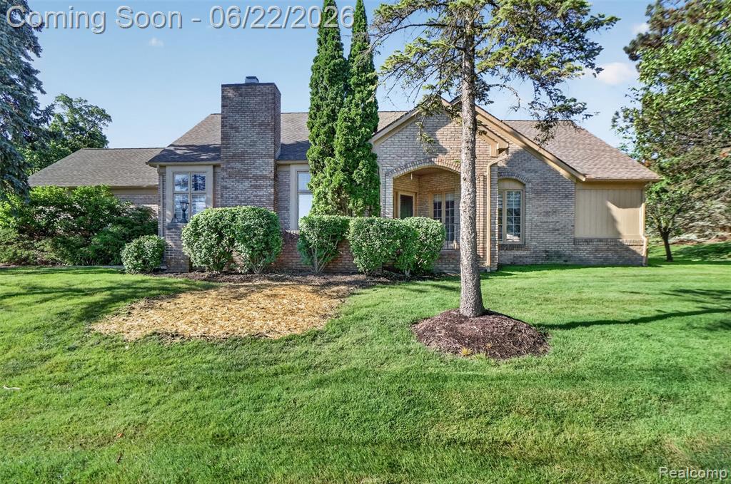 6190 Celeste Road, West Bloomfield, MI — front exterior