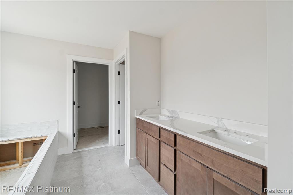3321 Outback Trail, Pinckney, MI 48169 — Photo 41