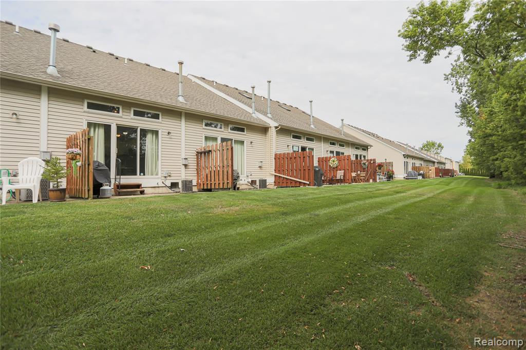 50578 Woodbury Drive, New Baltimore, MI 48047 — Photo 26