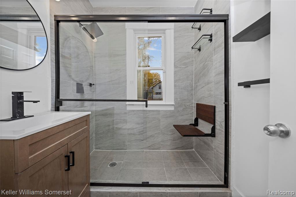 4510 Harding Street, Detroit, MI, 48214