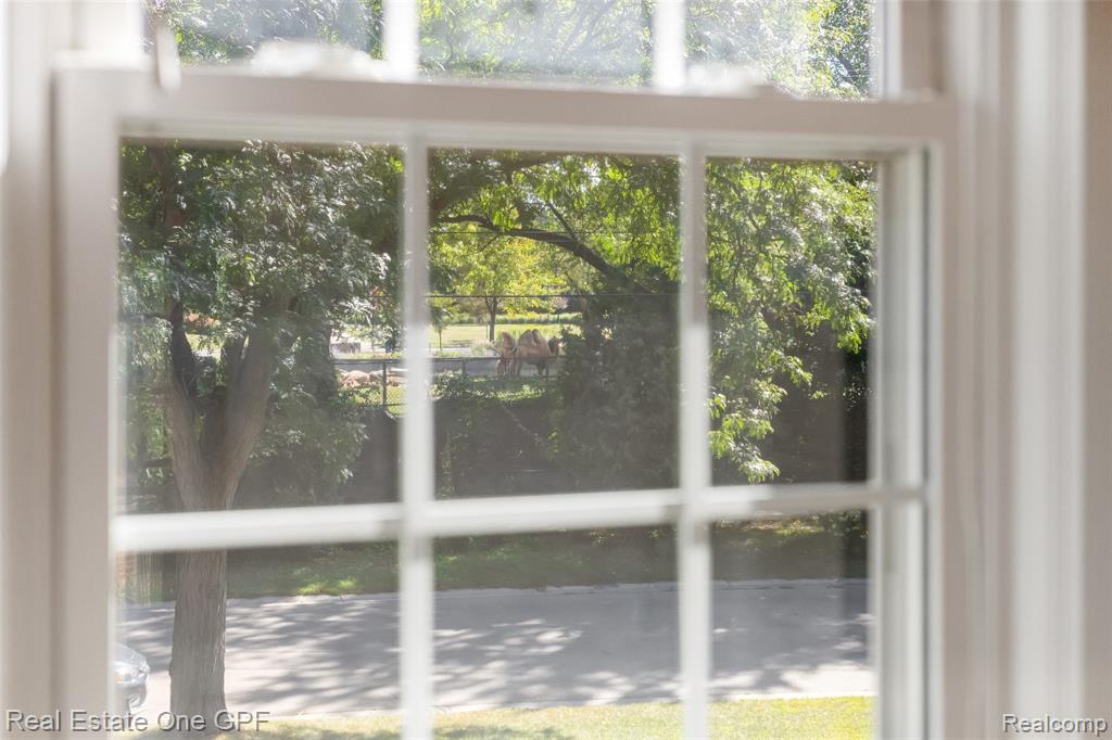 8032 Huntington Road, Huntington Woods, MI — Photo 24