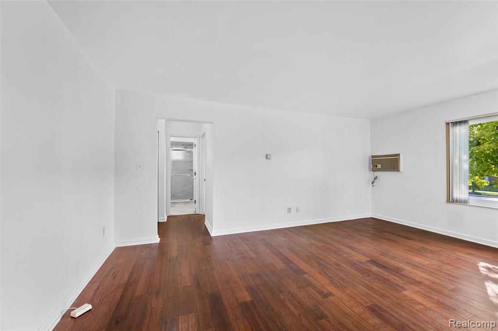 4830 BRIARWOOD Avenue, D2, Royal Oak, MI 48073 — Photo 7