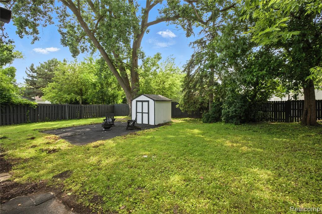 8411 Hugh Street, Westland, MI — Photo 2