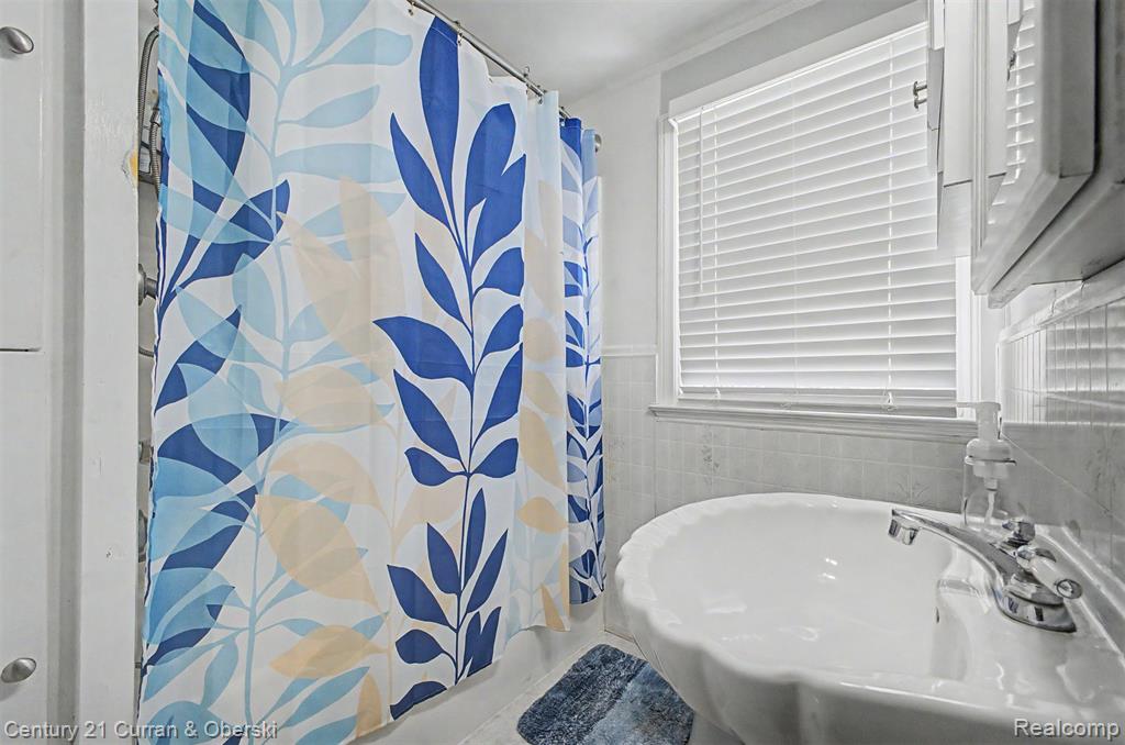 6821 Kolb Avenue, Allen Park, MI 48101 — Photo 13