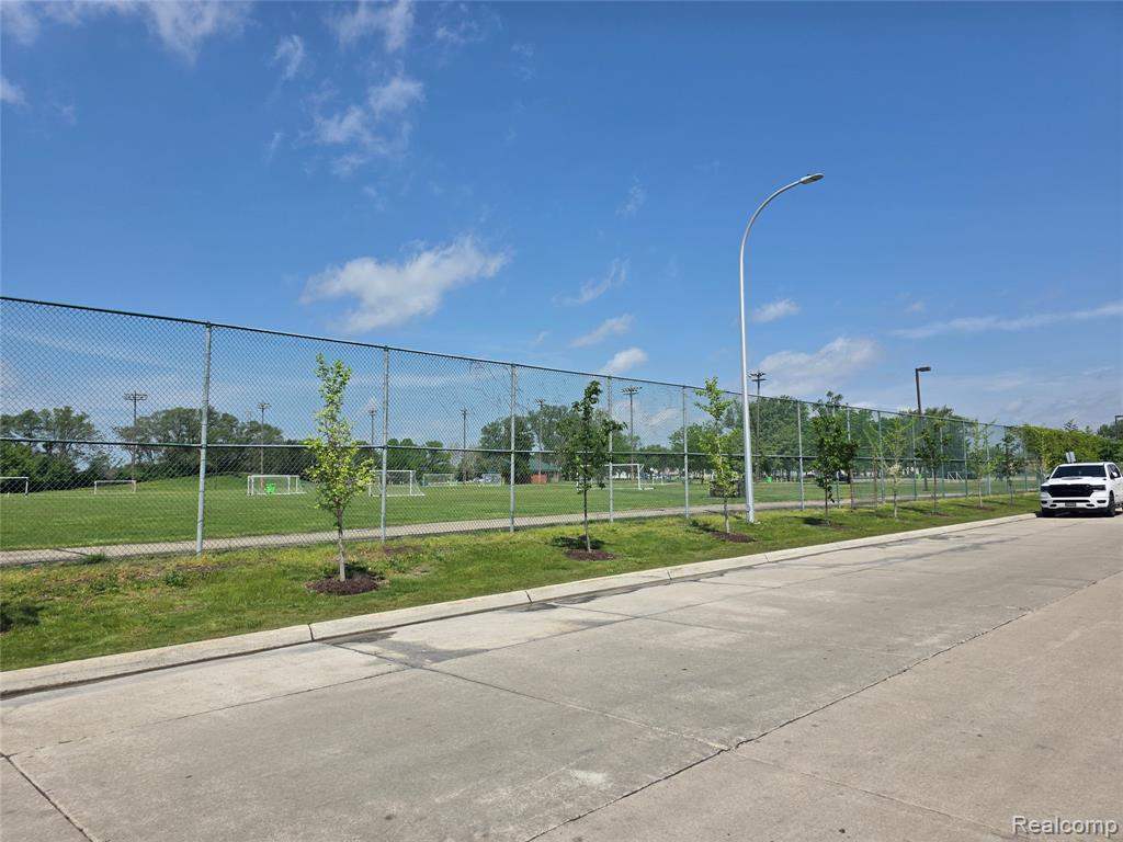 5858 Reuter Street, Dearborn, MI 48126 — Photo 4