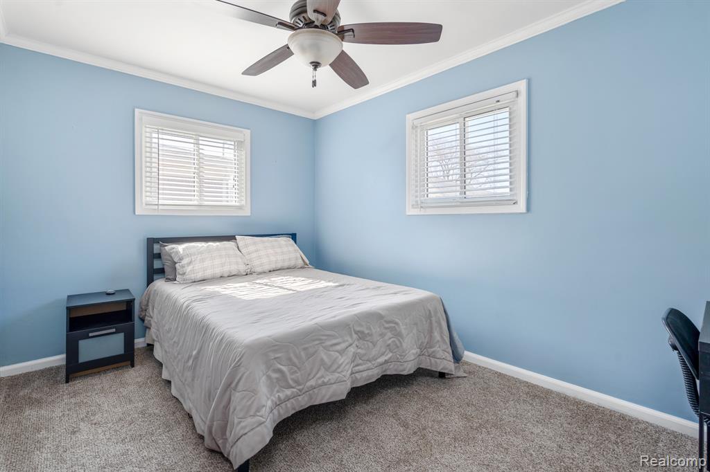 24263 Marine Avenue, Eastpointe, MI 48021 — Photo 20