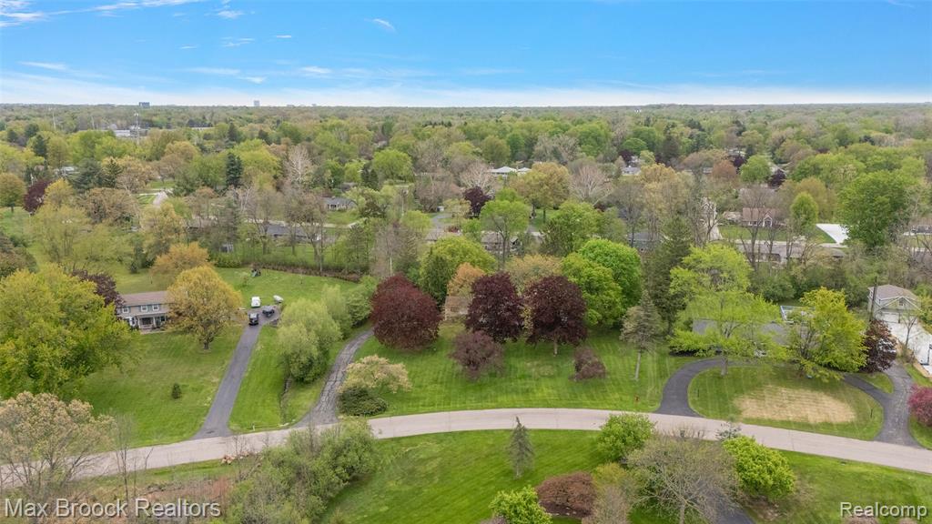 30400 Woodhaven Lane, Beverly Hills, MI 48025 — Photo 25