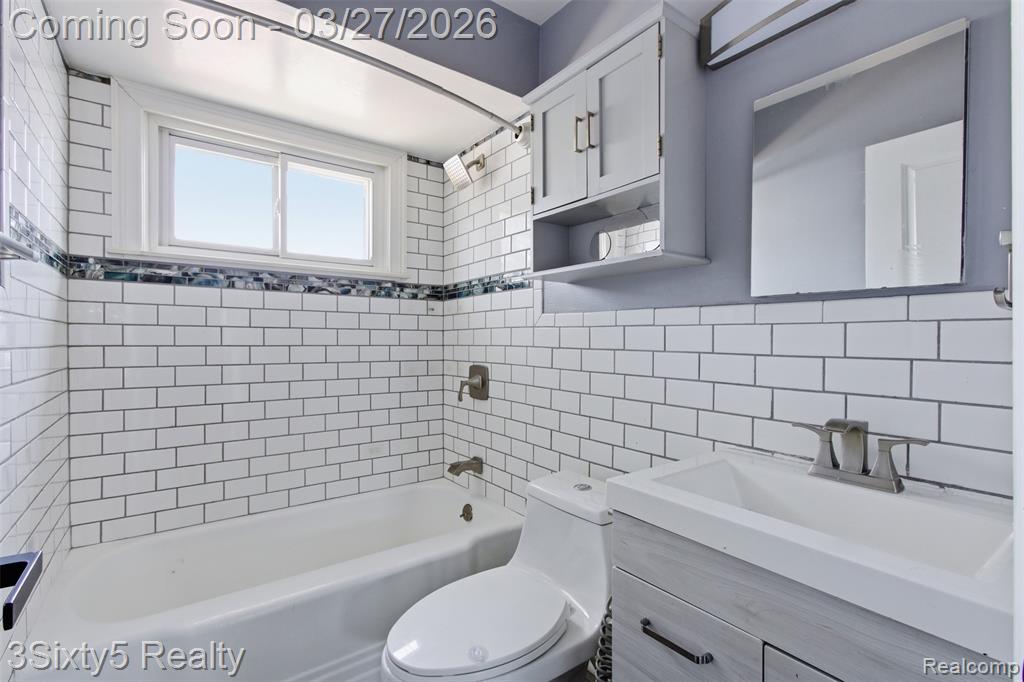 21950 Coolidge Highway, Oak Park, MI 48237 — Photo 14