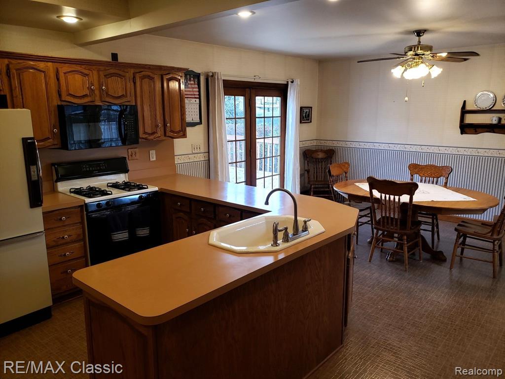7299 GRONOW, Center Line, MI 48015 — Photo 16