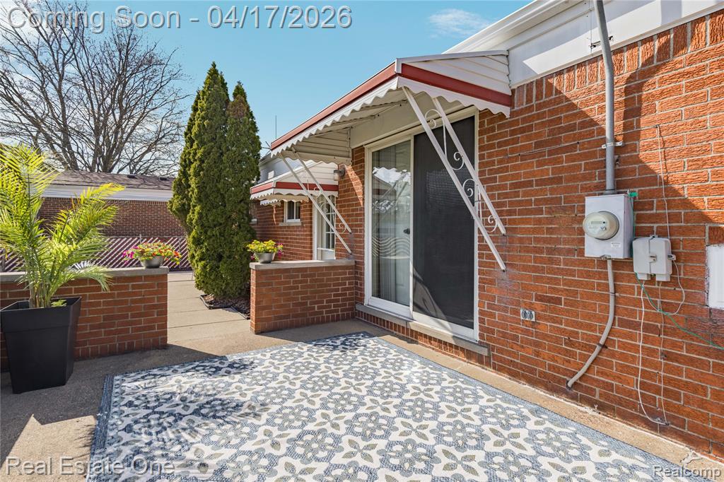 4656 Buckingham Drive, Warren, MI 48092 — Photo 6
