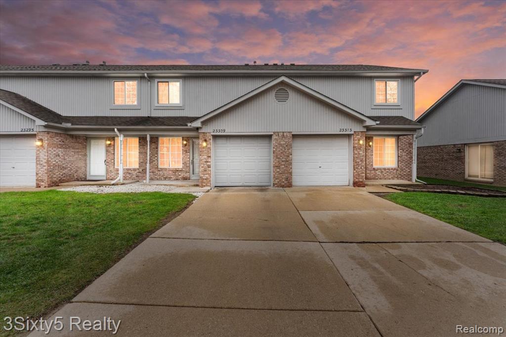23313 Stromp Court, Trenton, MI 48183 — Photo 2