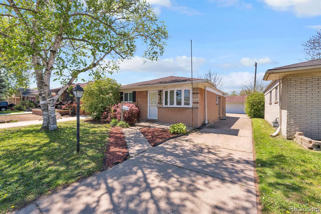 6499 Mayburn Street, Dearborn Heights, MI 48127 — Photo 3