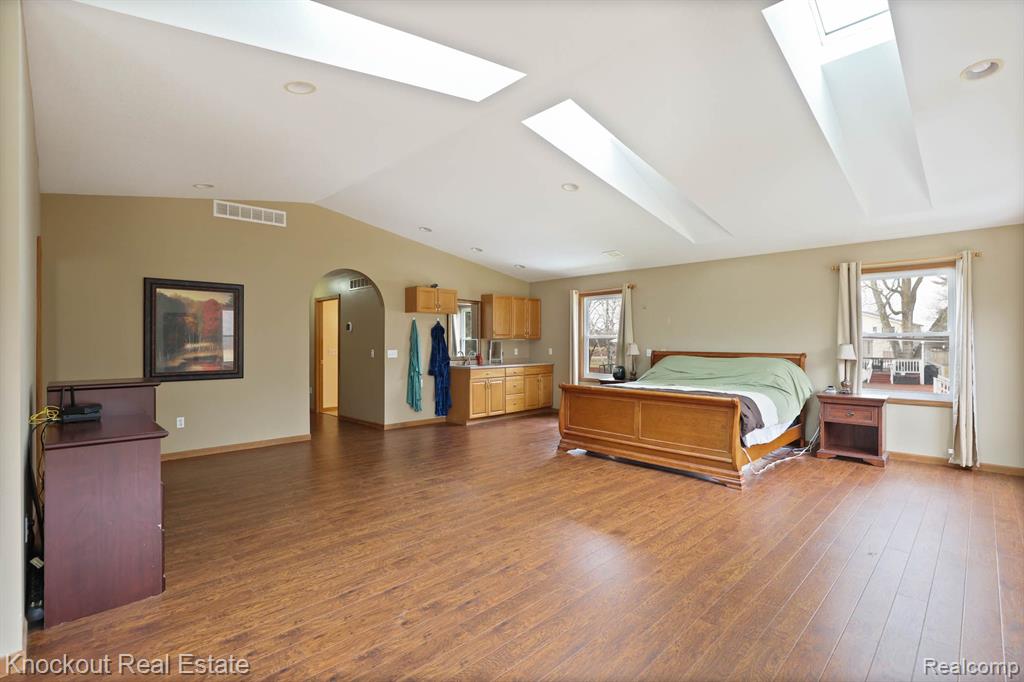 8661 VASSAR Road, Millington, MI 48746 — Photo 24