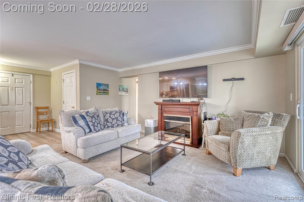 770 Deer Street, 102, Plymouth, MI 48170 — Photo 18