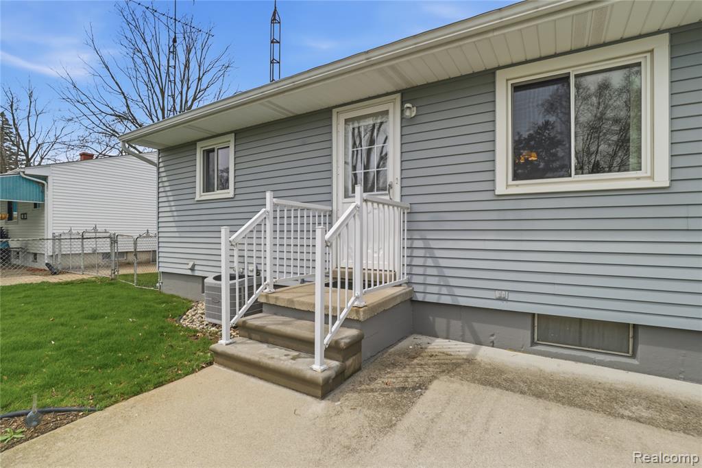 5221 Worchester Drive, Swartz Creek, MI 48473 — Photo 43