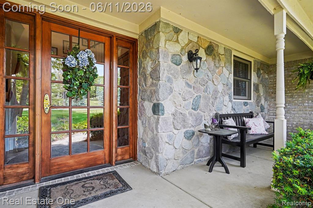 2958 Pine Needle Drive, White Lake, MI 48383 — Photo 3