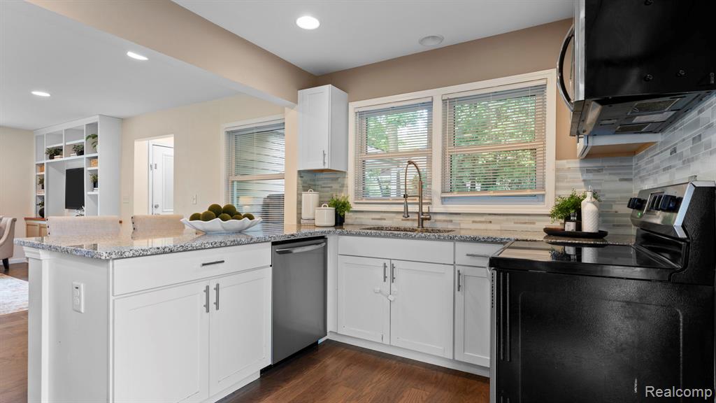 2460 Yost Boulevard, Ann Arbor, MI 48104 — Photo 11