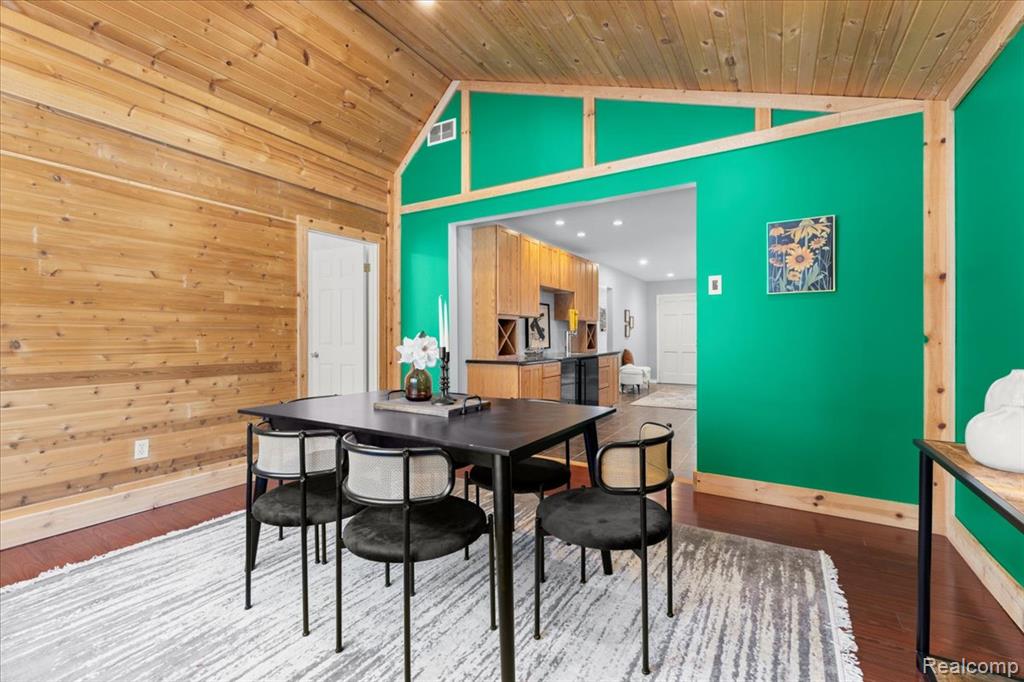 9240 Allen Road, Clarkston, MI 48348 — Photo 26