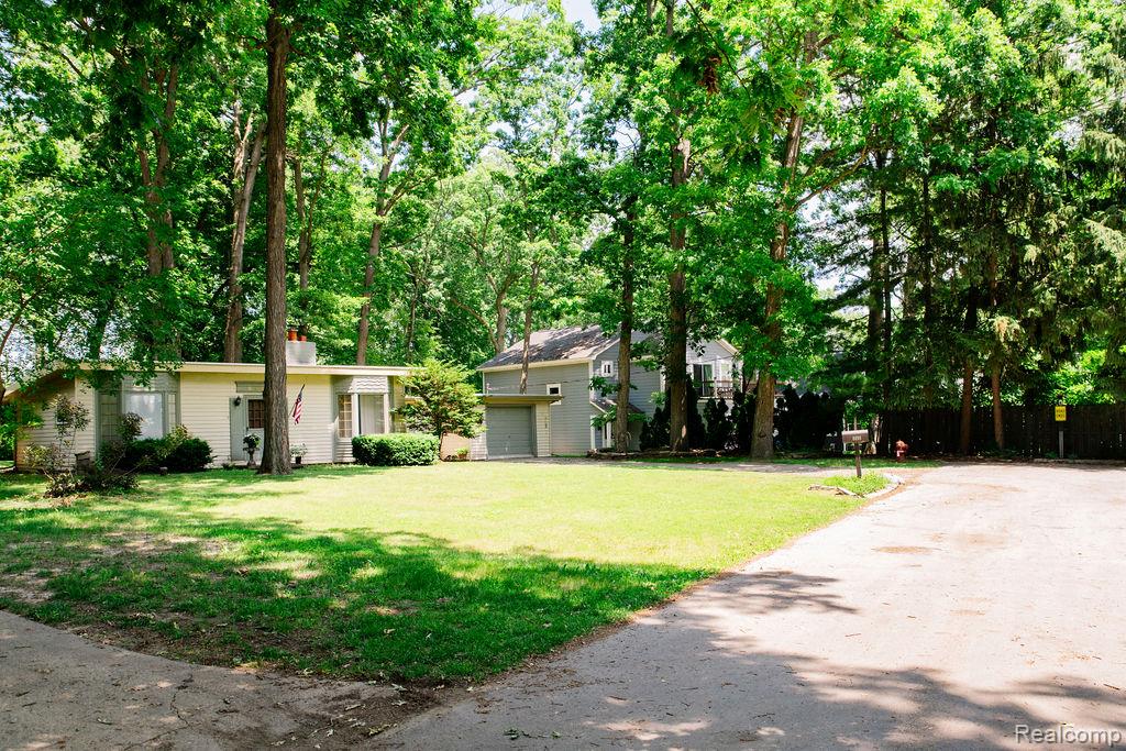 8494 Edgewood Park, Commerce Twp, MI 48382 — Photo 3