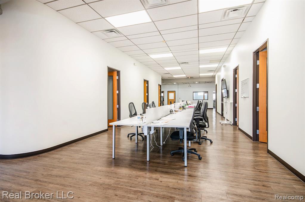 404 E 4th Street, Royal Oak, MI 48067 — Photo 7