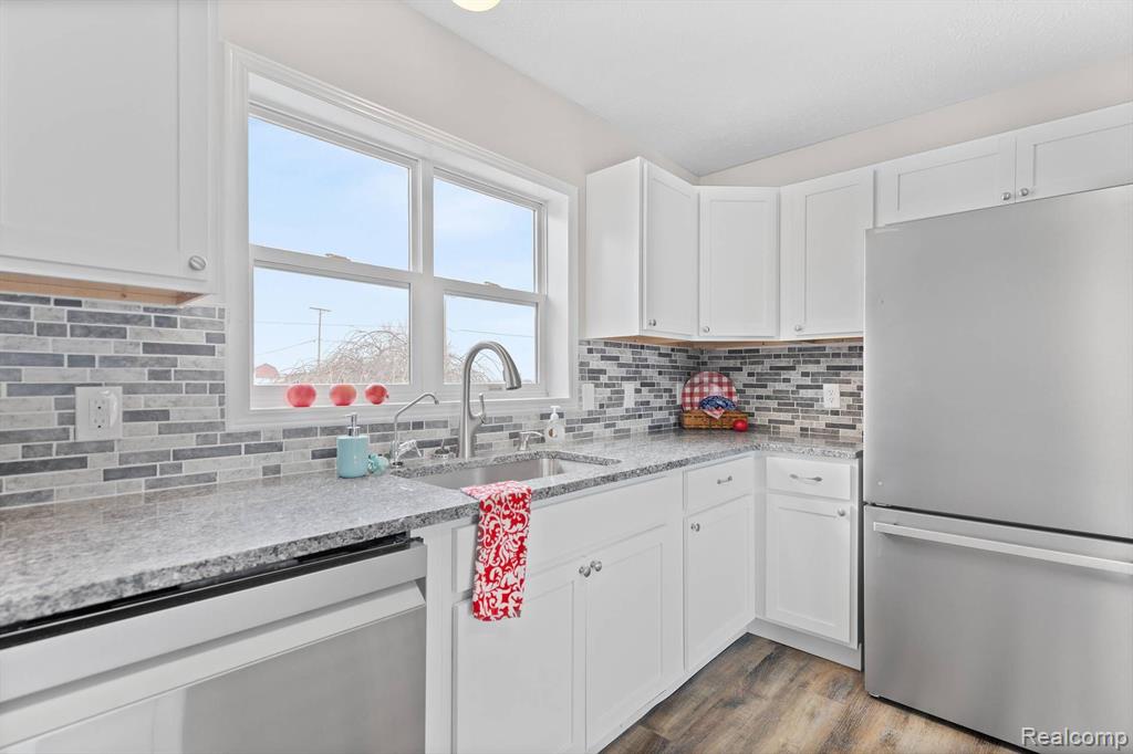 78037 DELAND Road, Richmond, MI 48062 — Photo 16