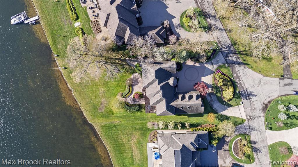 1832 Long Lake Shore Drive, Bloomfield Hills, MI 48302 — Photo 88