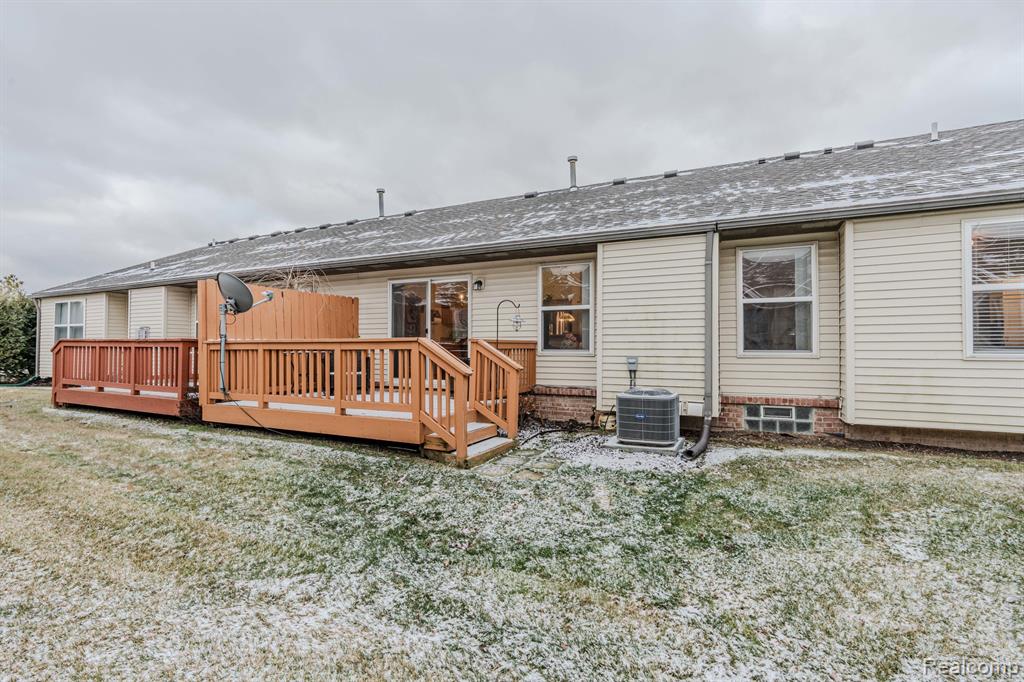 1853 Wexford Circle, Ypsilanti, MI 48198 — Photo 21