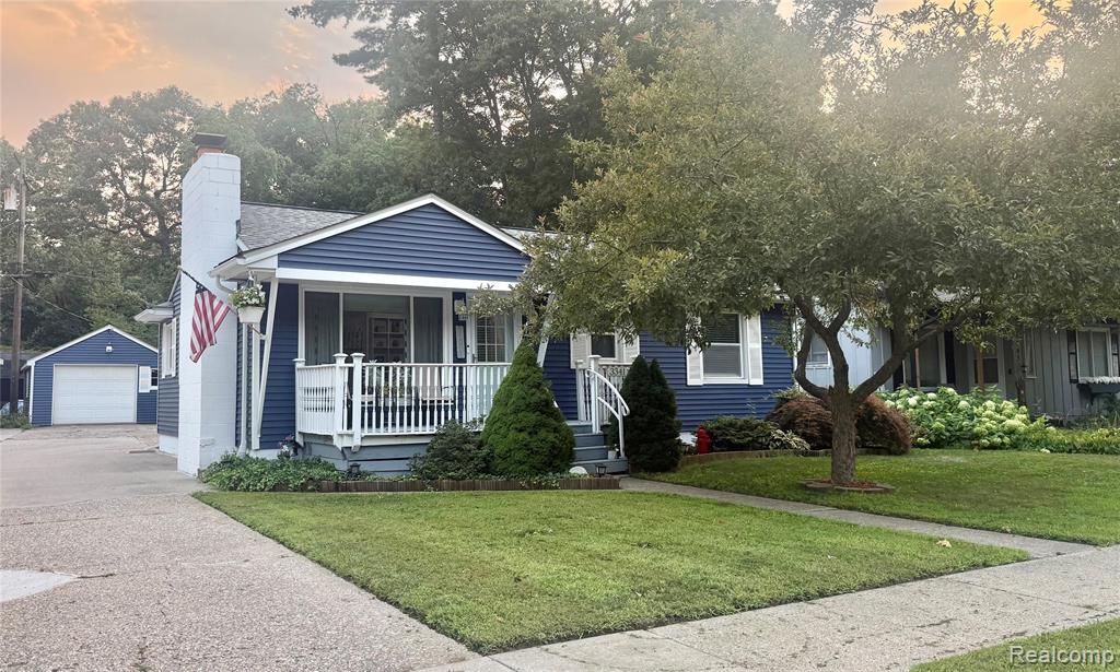3341 Pine Grove Avenue, Port Huron, MI 48060