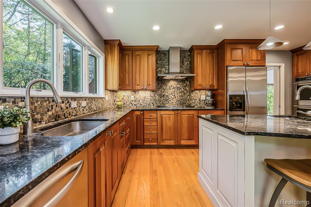 2694 WAYSIDE Drive, Ann Arbor, MI 48103 — Photo 27