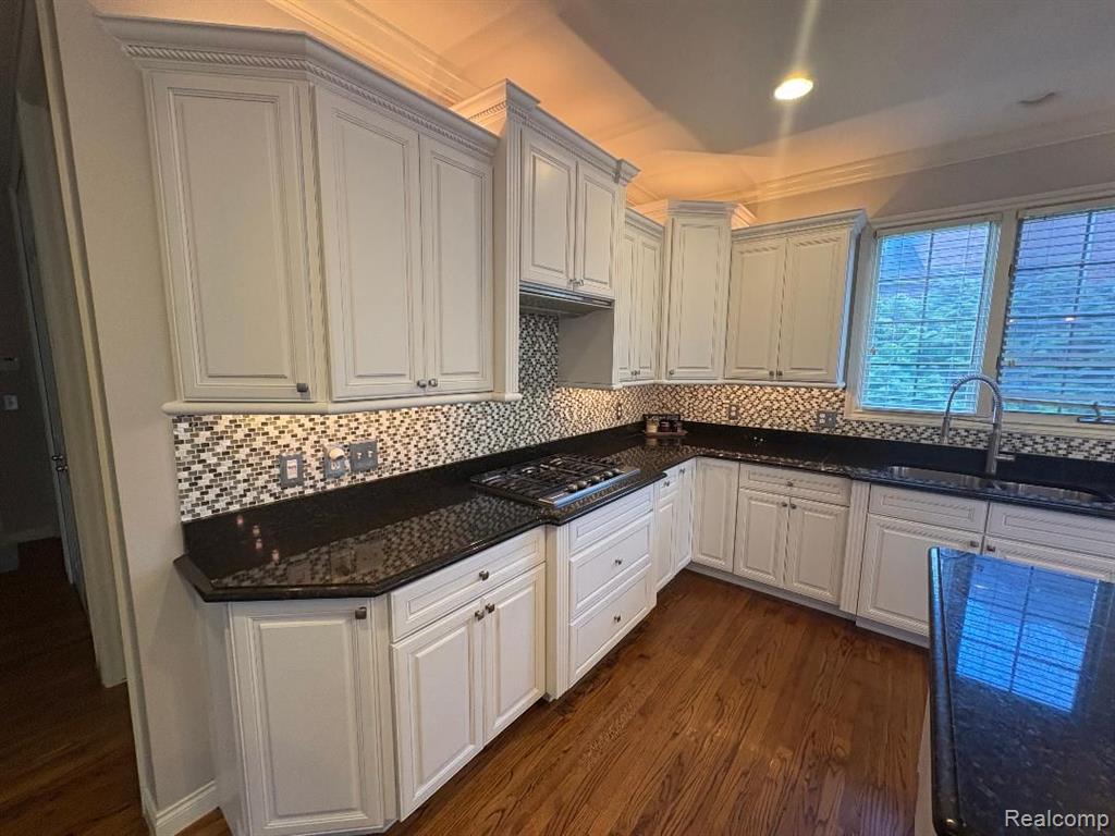 755 MAJESTIC, Rochester Hills, MI 48306 — Photo 25