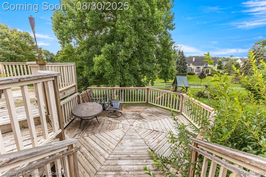 44067 Greenview Lane, Northville, MI 48168 — Photo 47