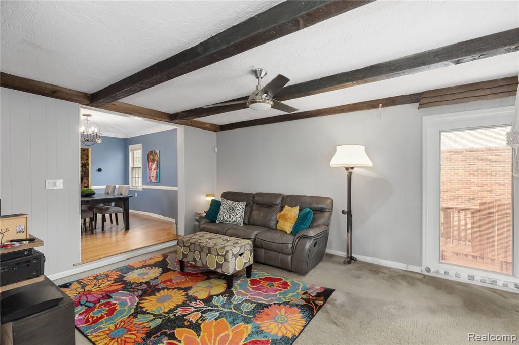 10504 Borgman Avenue, Huntington Woods, MI — Photo 13