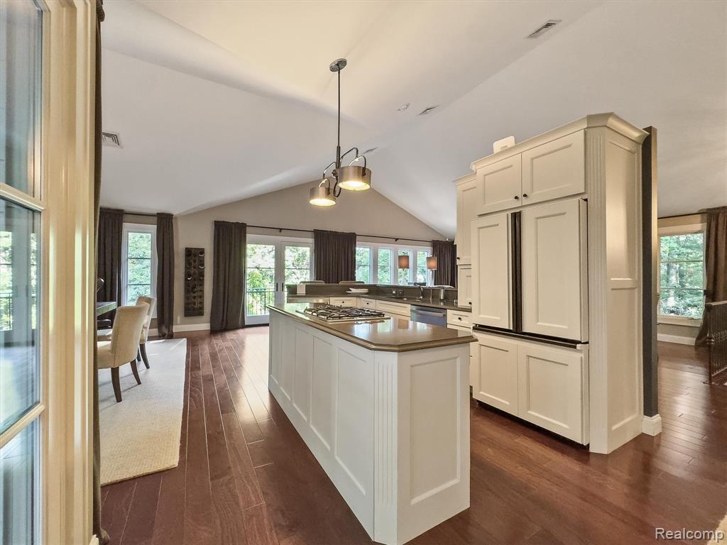 5484 Waldon Road, Clarkston, MI 48348 — Photo 37