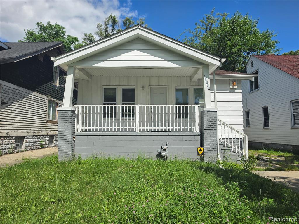 18608 Greeley Street - Photo 2