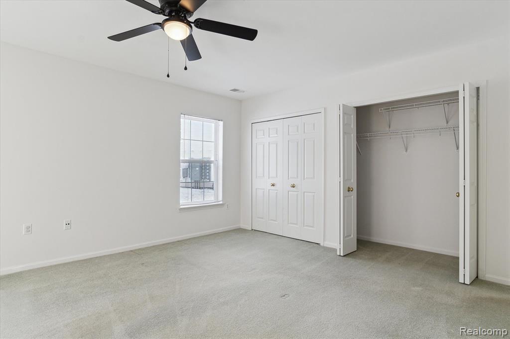 2670 S KNIGHTSBRIDGE Circle, Ann Arbor, MI 48105 — Photo 17