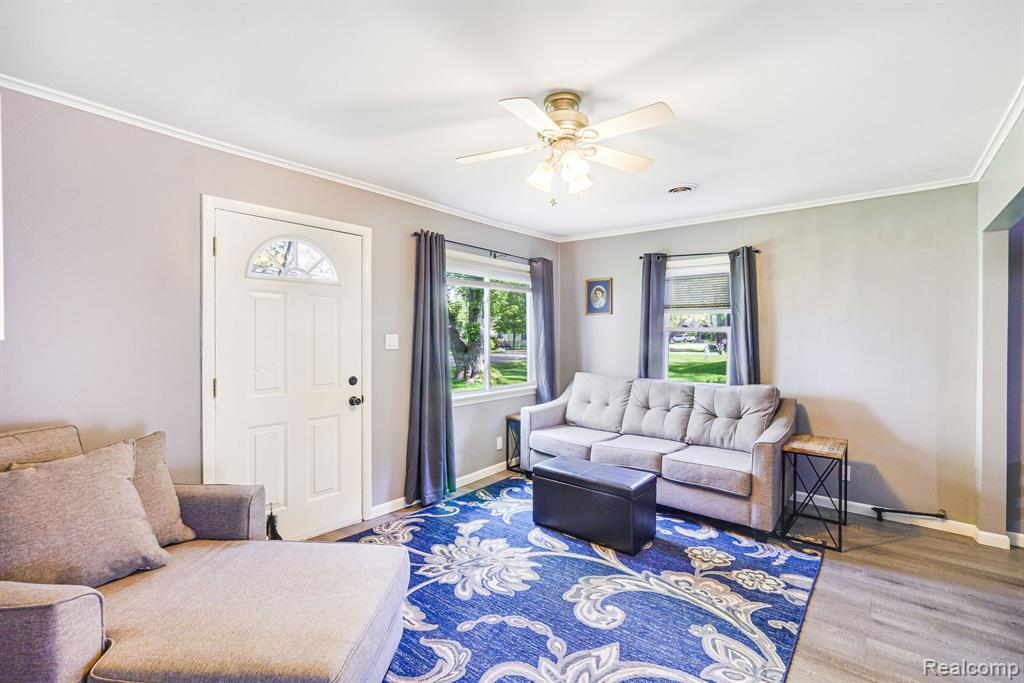 4120 Bunker Avenue, West Bloomfield, MI 48323 — Photo 10
