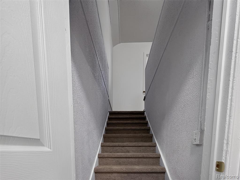 5566 Lakepointe Street, Detroit, MI 48224 — Photo 21