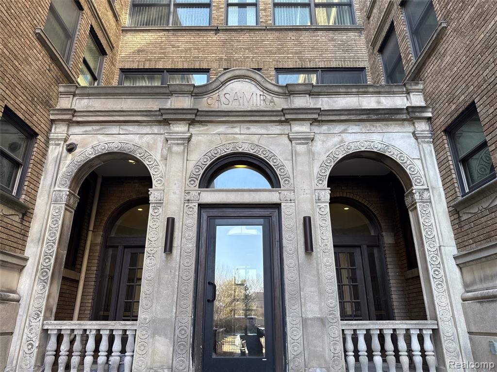 680 Delaware Street, Detroit, MI 48202 — front exterior