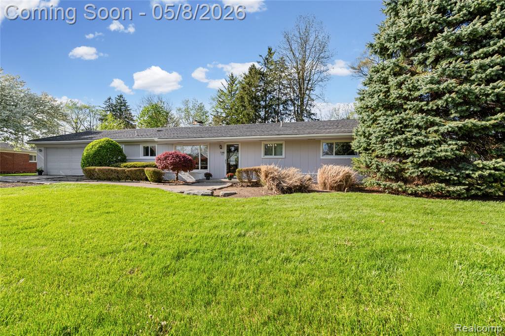 7396 Cornwall Court, West Bloomfield, MI — Photo 2