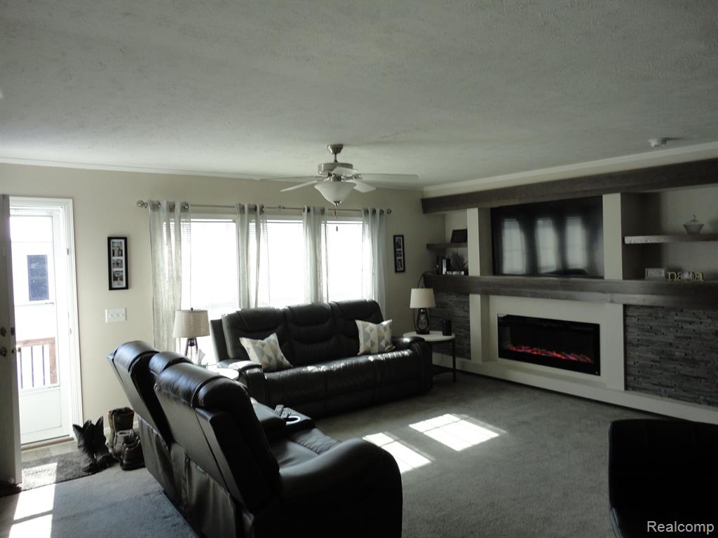 7563 GRANT Drive, Newport, MI 48166 — Photo 3