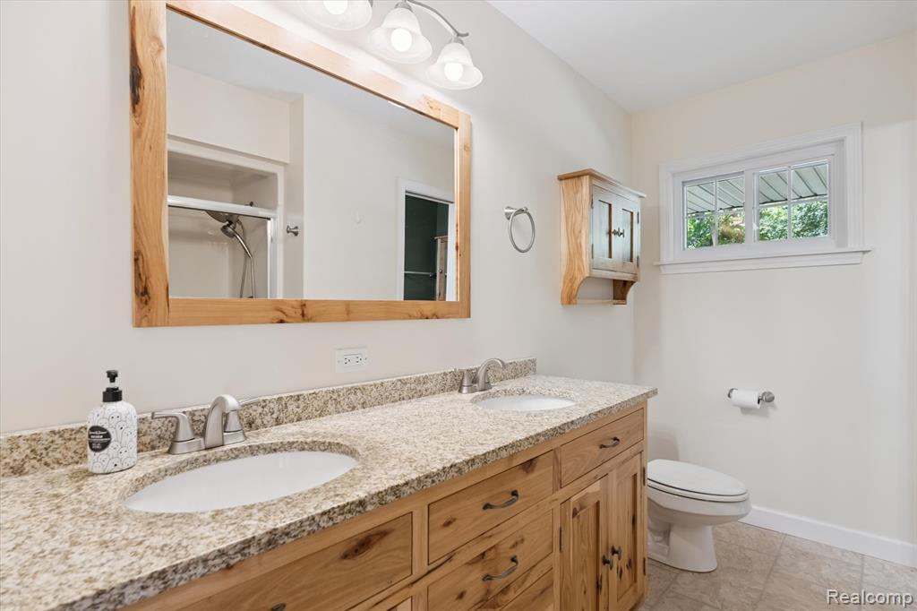 2860 E Coon Lake Road, Howell, MI 48843 — Photo 12