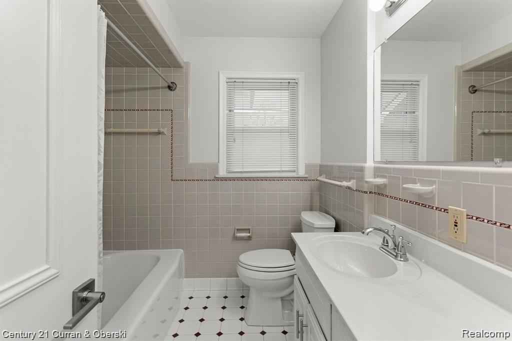 7296 KINGSBURY STREET, Dearborn Heights, MI 48127 — Photo 15