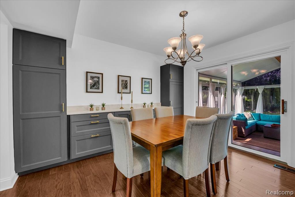 4731 Bramford Drive Bramford Drive, Troy, MI 48085 — Photo 12