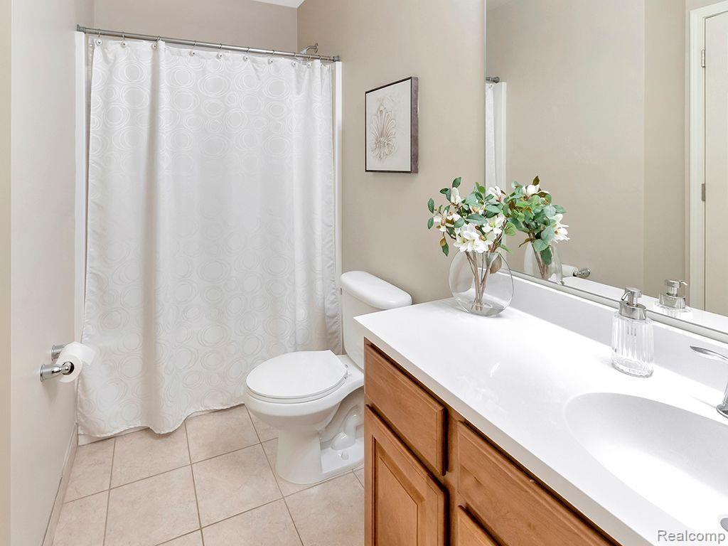 26317 SHUMANS Way, South Lyon, MI 48178 — Photo 38