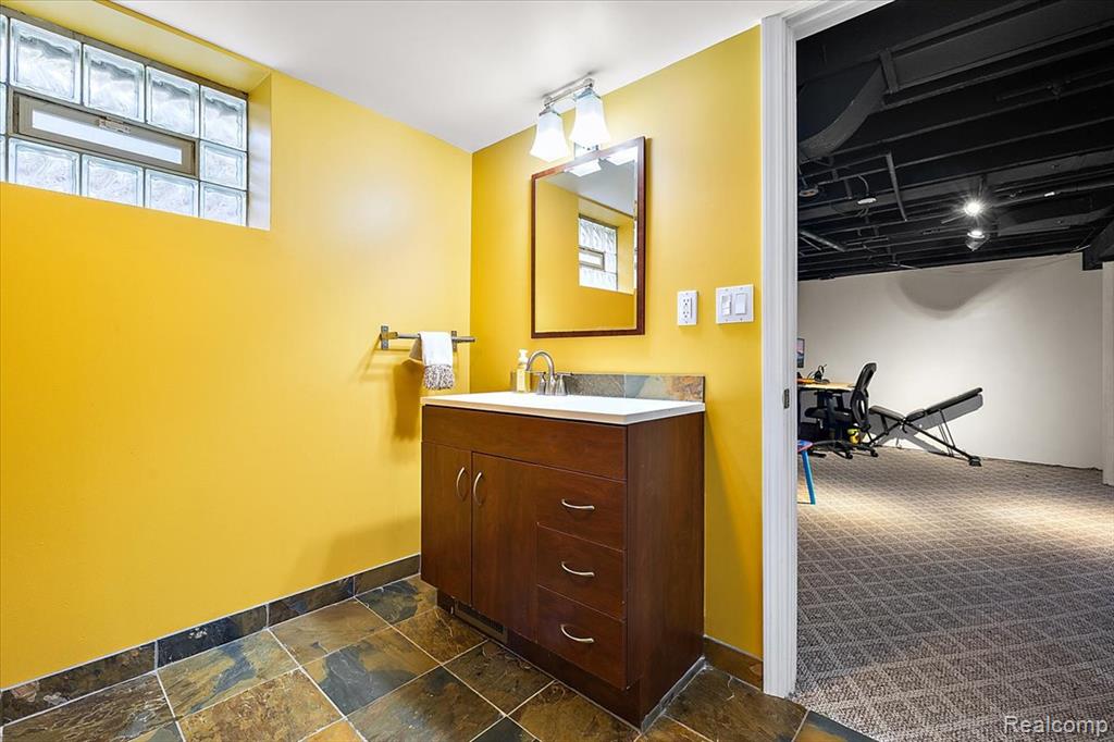 716 W Lincoln Street, Birmingham, MI 48009 — Photo 29